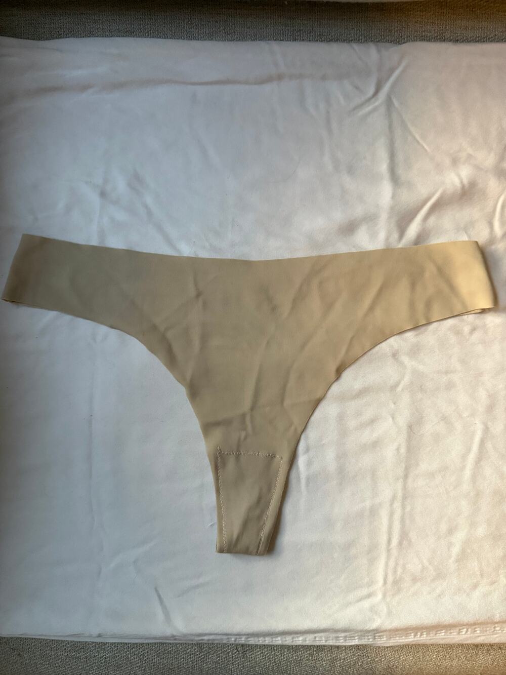 NWOT Luxe Girl Cream Seamless Thong Panty – Size XL